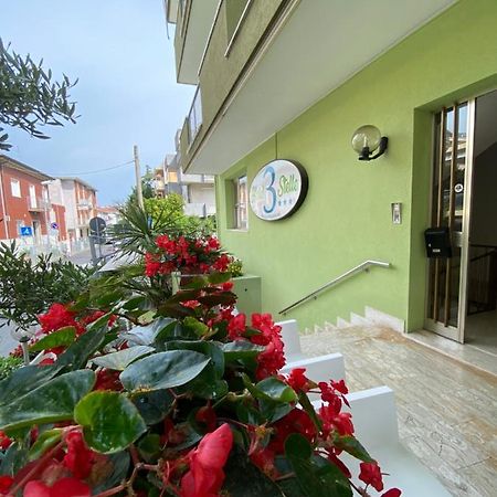 Hotel Tre Stelle Римини Экстерьер фото