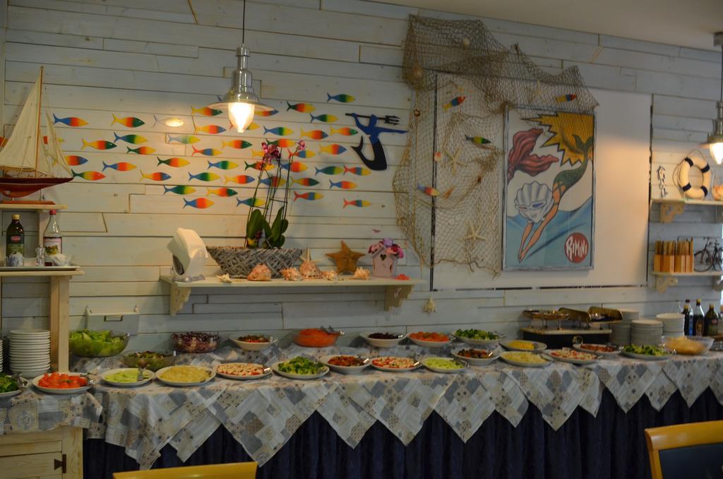 Hotel Tre Stelle Римини Экстерьер фото